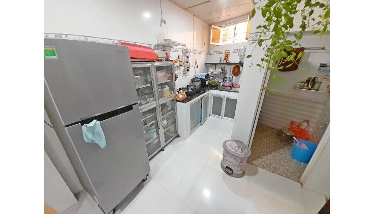 Mặt tiền kinh doanh Phong Phú, 4.1x15.3m, 69m2, P11, Q8, chỉ 8 tỷ 1